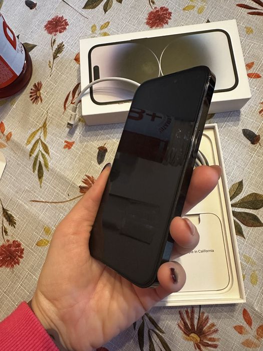 Продавам Iphone 14 PRO 128GB, много запазен