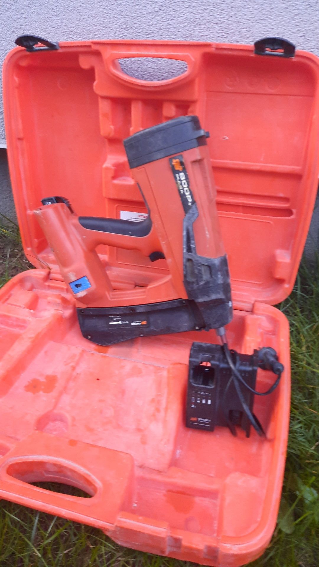 Pistol spit pulsa P800 sau p40