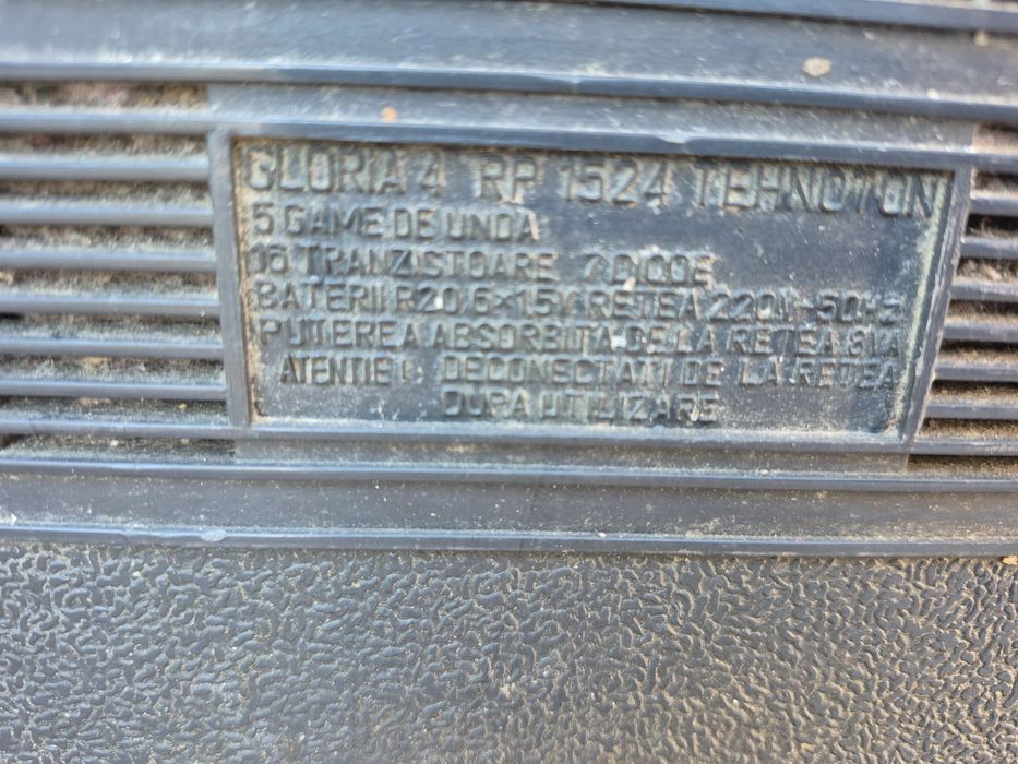 Radio receptor portabil Gloria 4,model RP-1524 - functional 

- radio