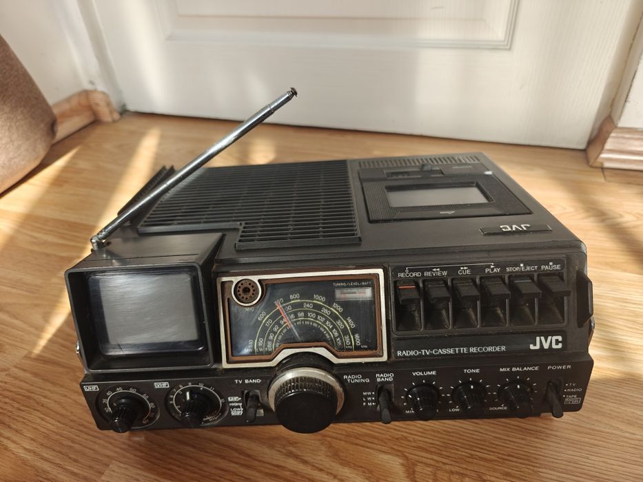 Retro vintage de colectie radio casetofon TV JVC-3070EUL