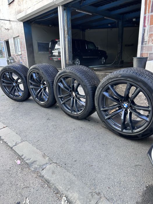 Vand Jante cu tot cu cauciucuri de iarna 285/40 R 20