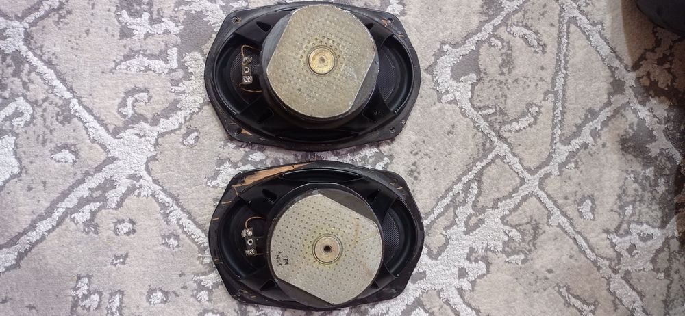 Продам динамики в отличном состоянии