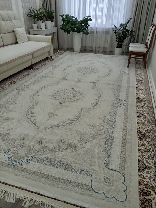 Ковры 5мх2.5м и шапка норковая муж