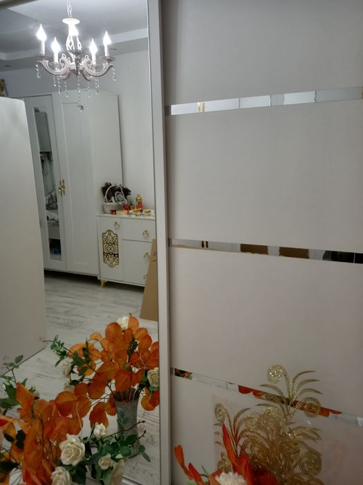 Dulap haine cu usi culisante