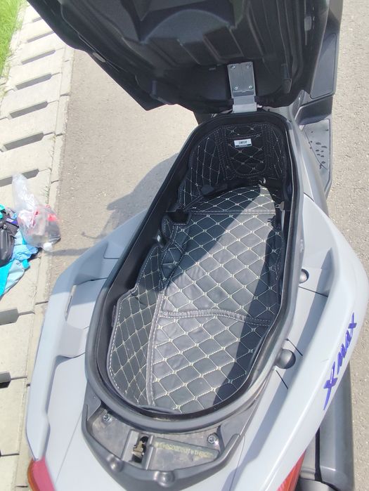Yama xmax 300 an 2021 prima. înmatriculare în 2022