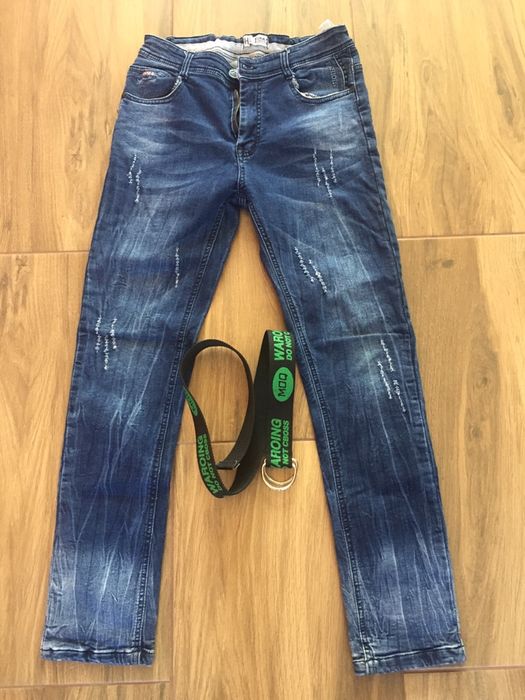 Дънки за младеж