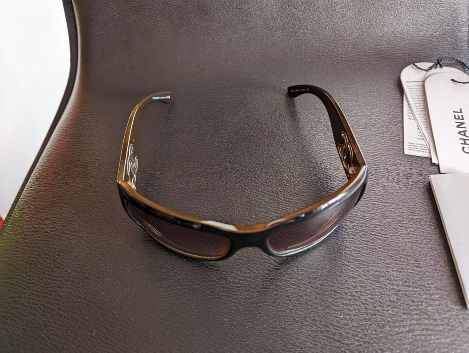 Ochelari de soare  Chanel