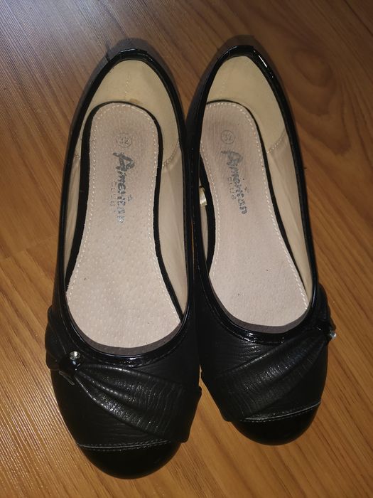 Пантофки/ обувки и Сандали за момиче