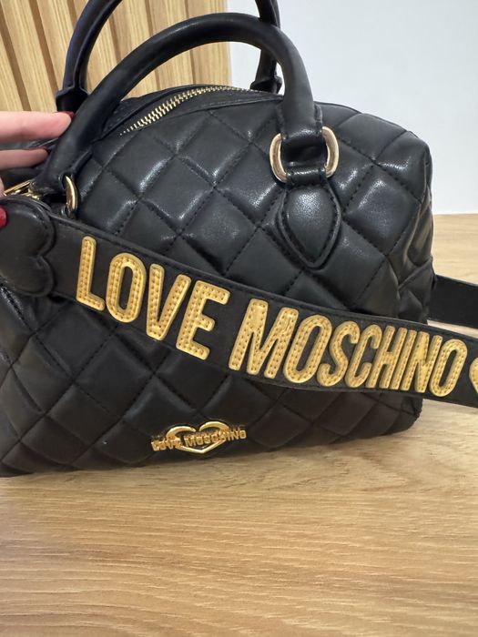 Geanta medie Love Moschino