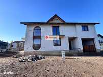 Casă de vanzare, Parter+ Etaj, 4 camere, 3 bai – semifinisată, t390 mp
