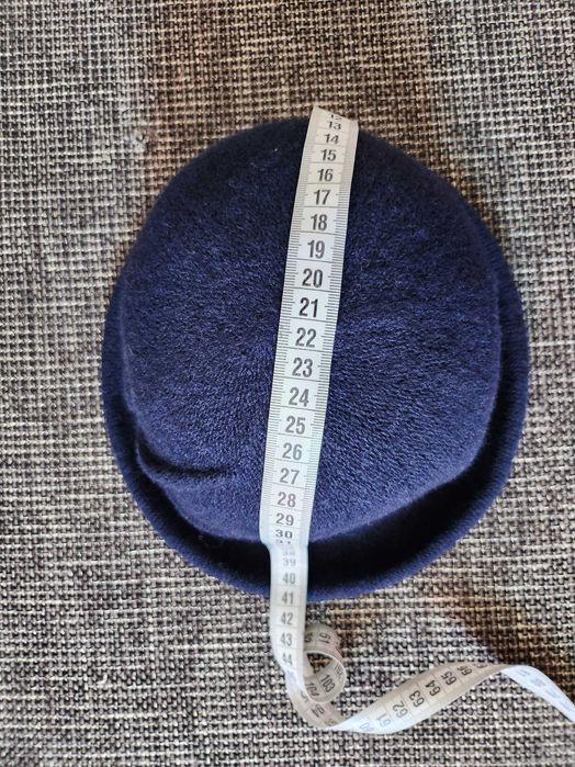 Palarie noua dama 100% lana cloche