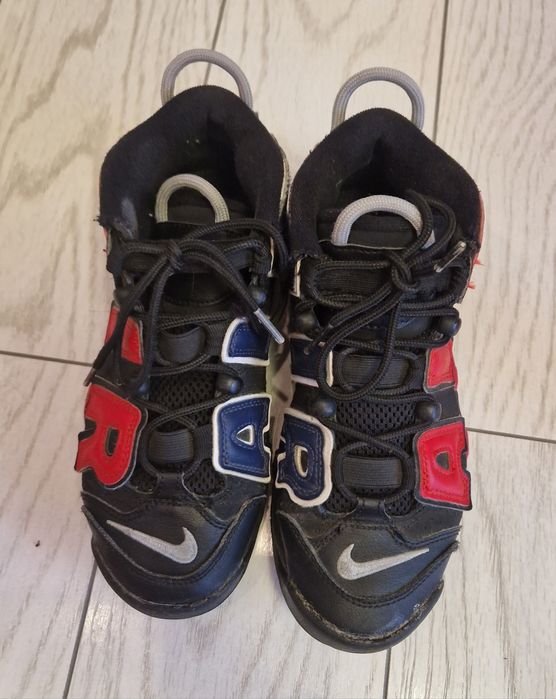 Vând Nike Air Uptempo în condiții bune