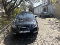 Qora Lacetti, gentra qilingan