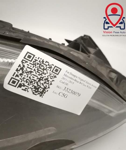 Фар Дясно Оригинален Ксенон Повреден Мерцедес-Бенц / Mercedes-Benz B-C