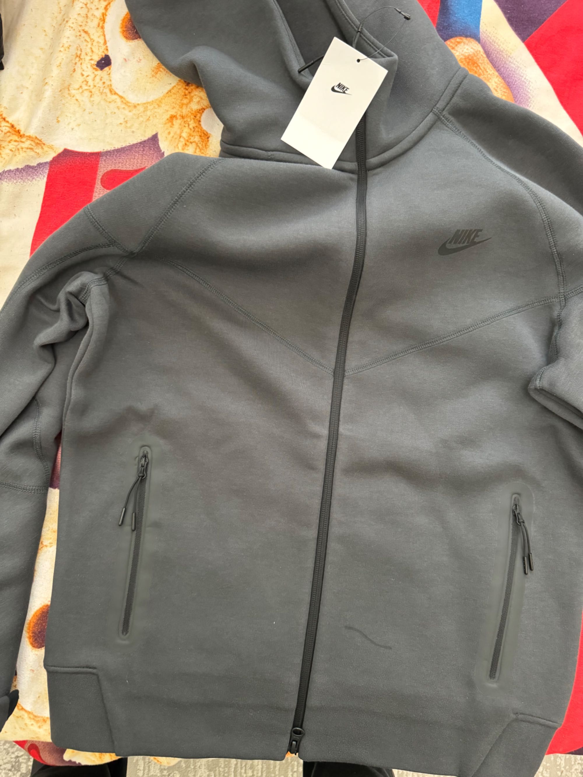 Nike Tech Fleece - S и М номер - новата колекция