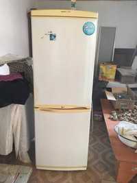 Продам БУ  холодильник
