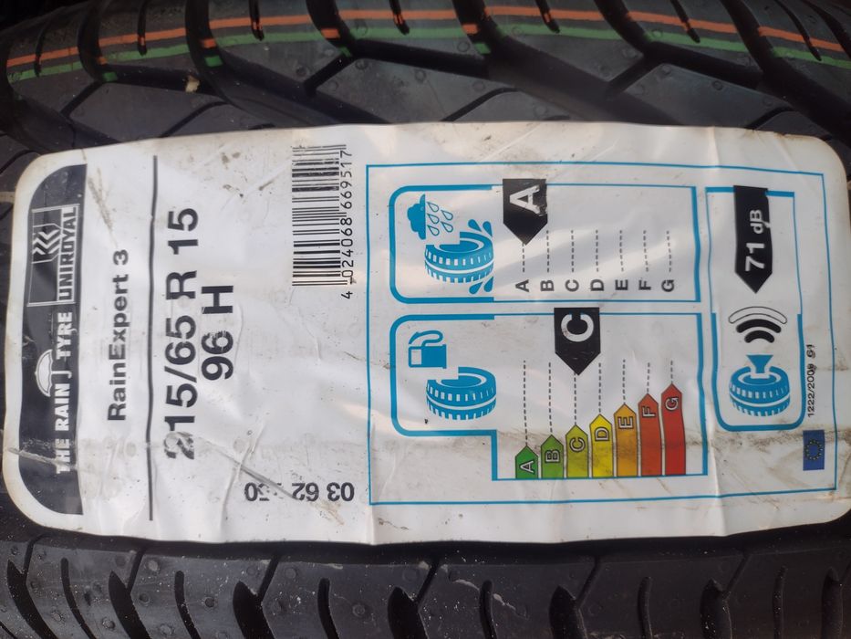 Нови 215/65/15 Uniroyal RainExpert5 dot0819