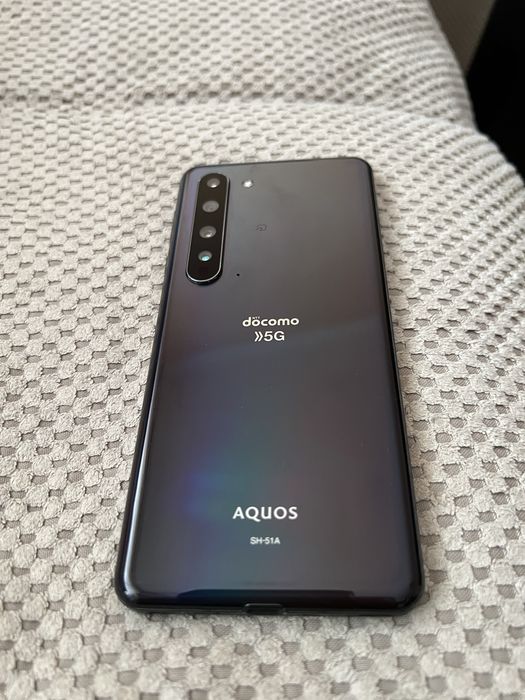 Sharp Aquos R5G Docomo