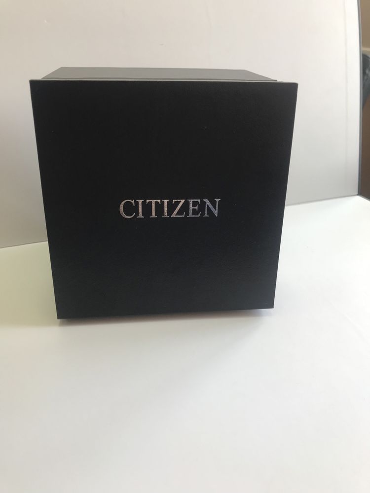 Мужские наручные часы Citizen серебристые