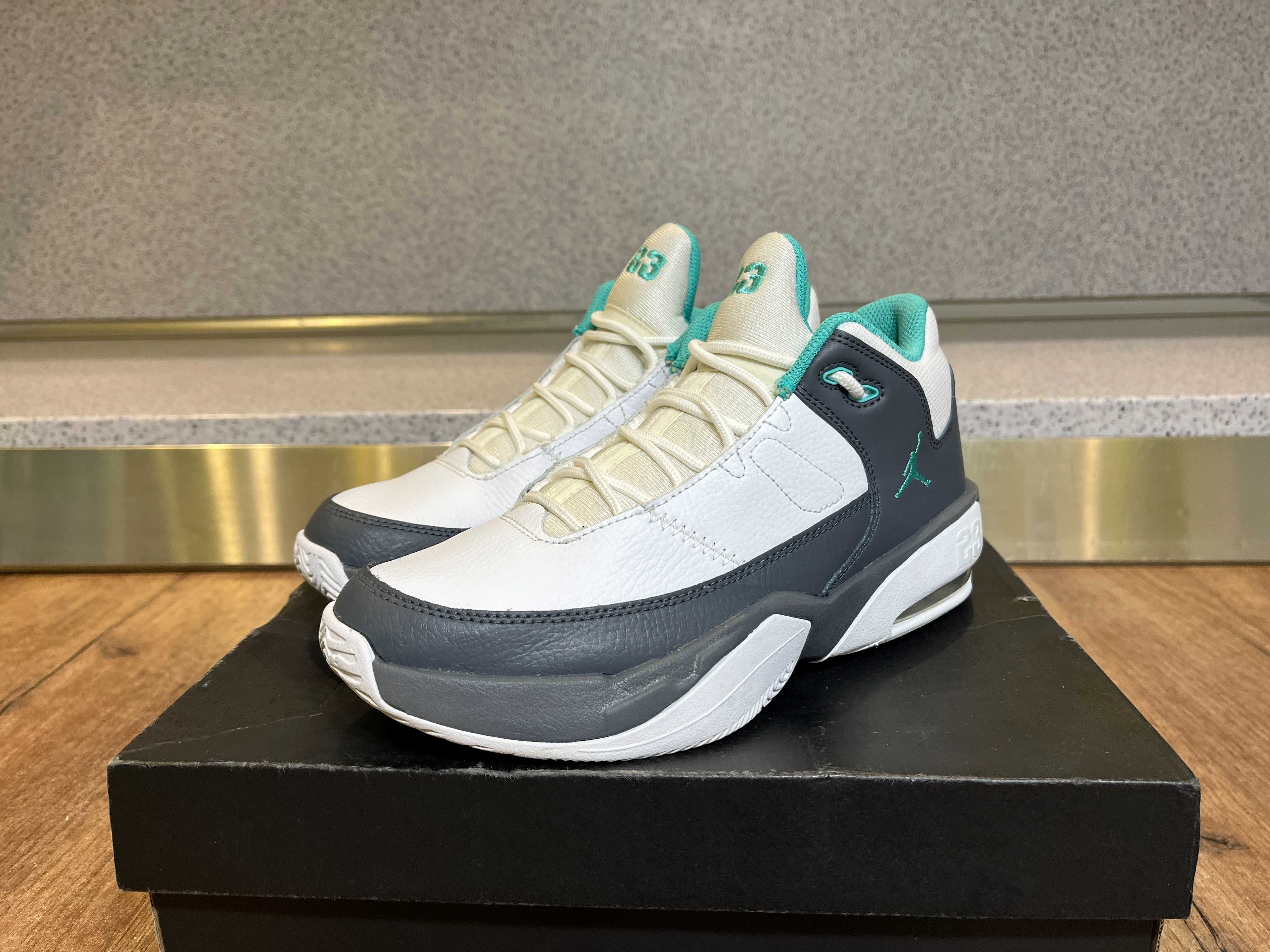 ОРИГИНАЛНИ *** Nike Air Jordan Max Aura 3 / Washed Teal
