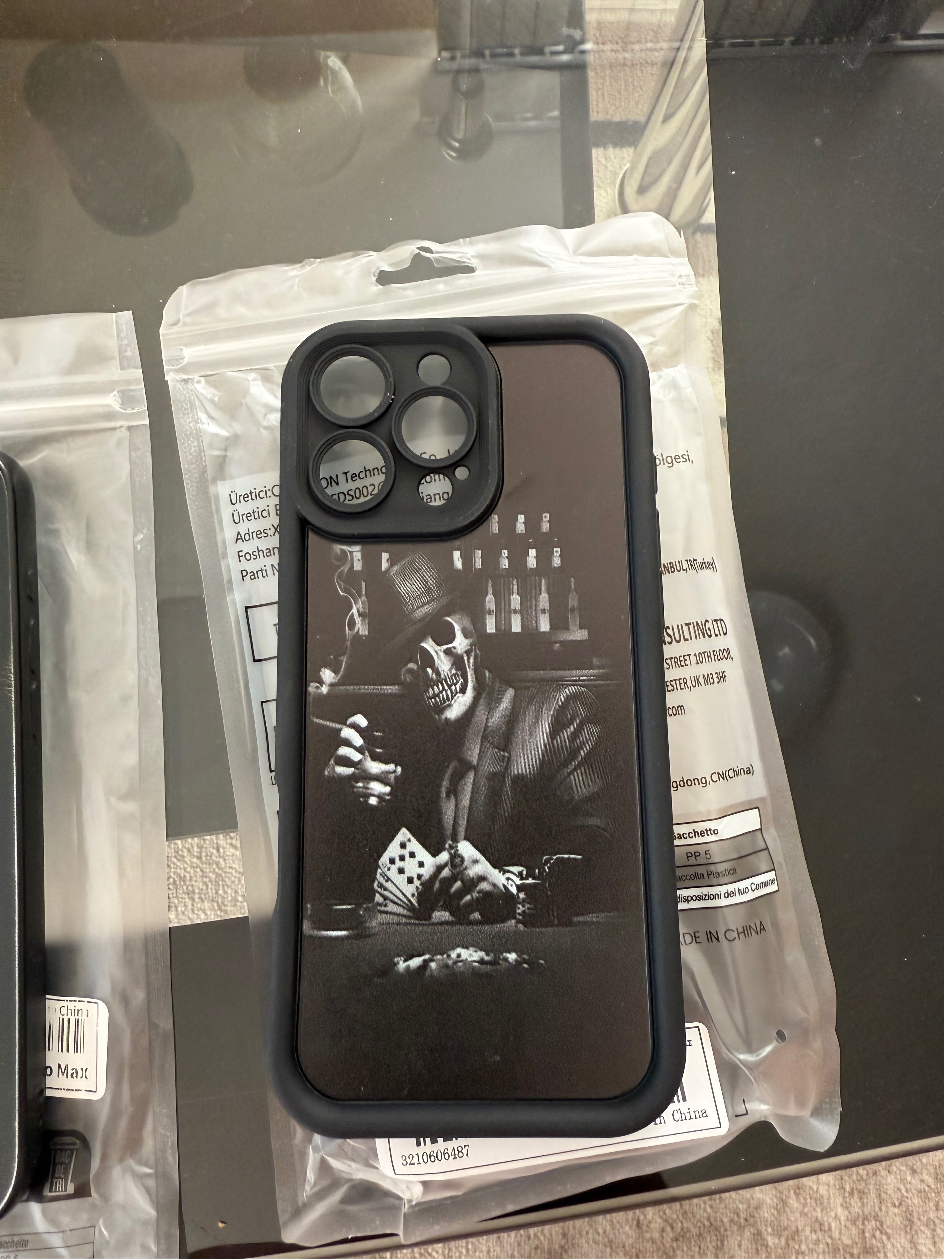 Калъфи за iphone 15 pro max