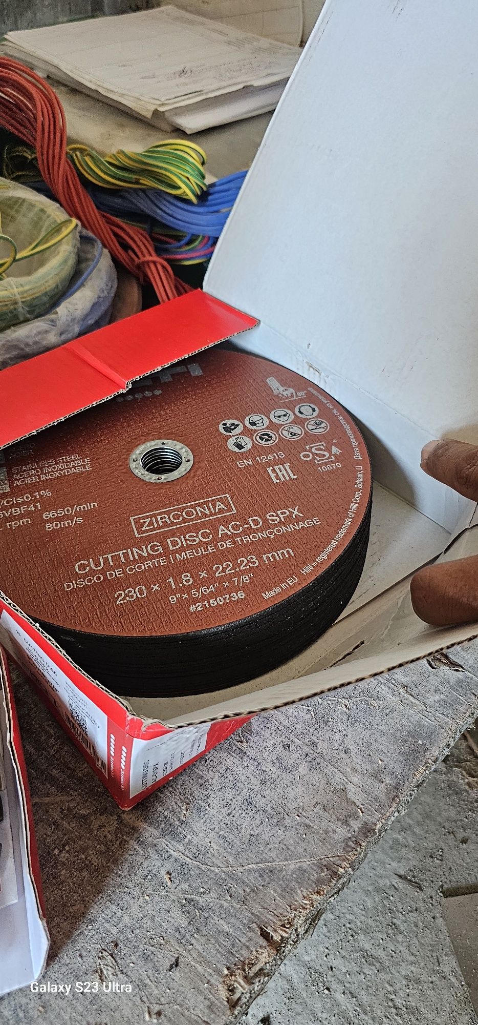 PANZE DE SLEFUIT "HILTI ULTIMAte plus diverse scule (lucruri profesion