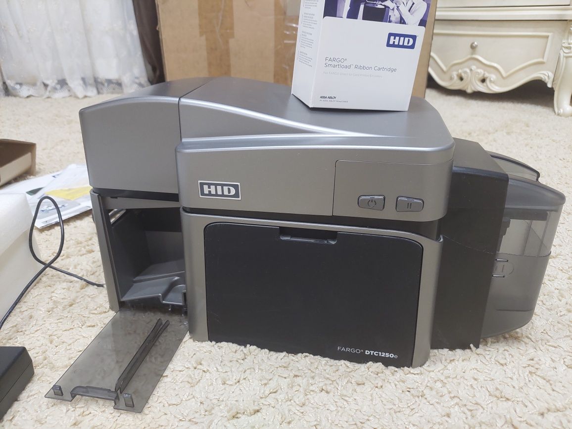 Fargo printer 1250е