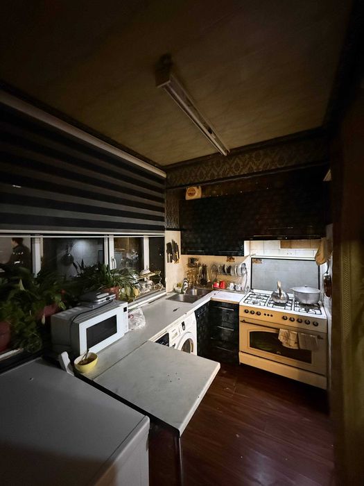 Юнусабад 17 кв, 3в4-хона 2-этаж/5.  Балкон 2/6 .  77 м²