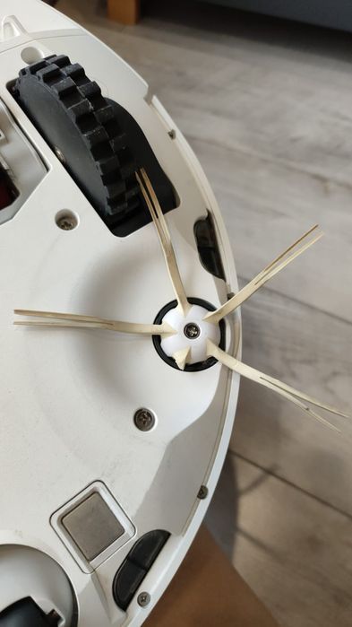 Продам робот-пылесос Xiaomi Roborock S6 Pure