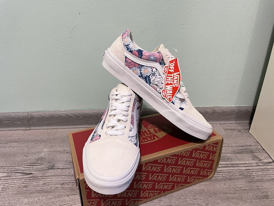 Vans “Old Skool” low