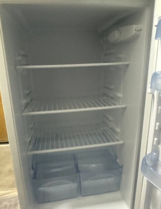 Сотаман Продам холодильник