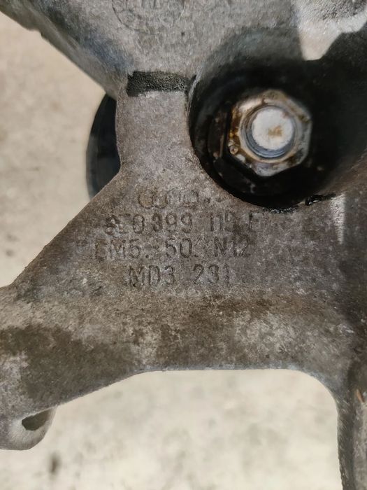 Tampon cutie viteze automata motor 2.0 TDI Seat Exeo Audi A4 B7 8E0399115 / MD3231