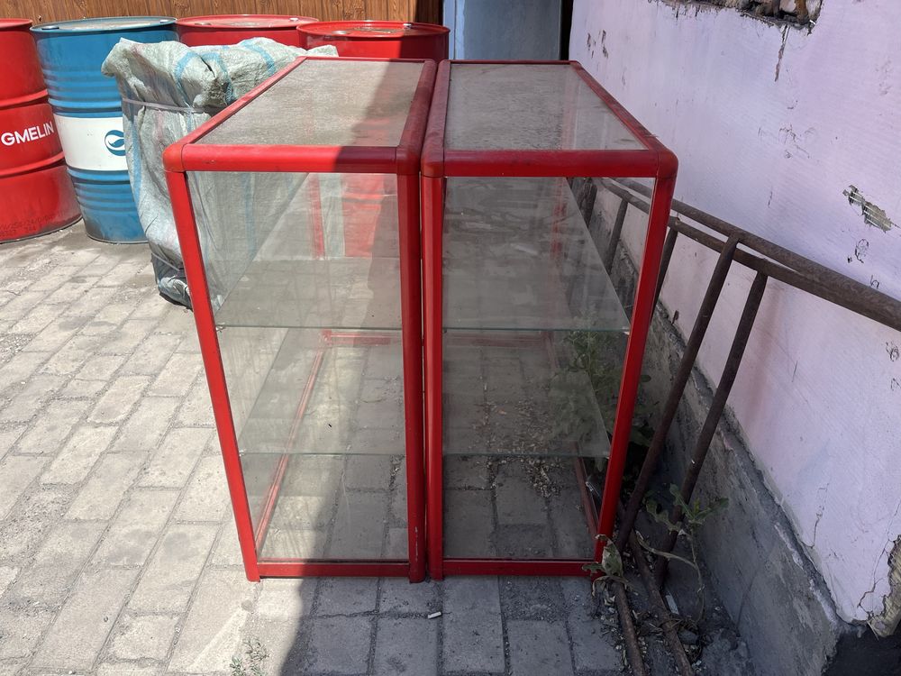 Стеклянная полка
