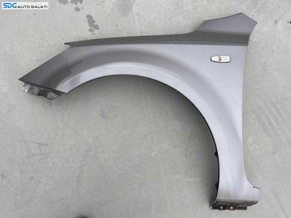 Aripa Stanga Fata cu Defect Kia Ceed 2007 - 2013 [DZ0189]