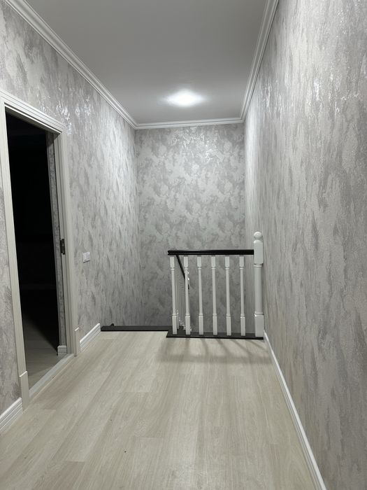 Юнусабод 1.20 соток 6 комнат Срочно