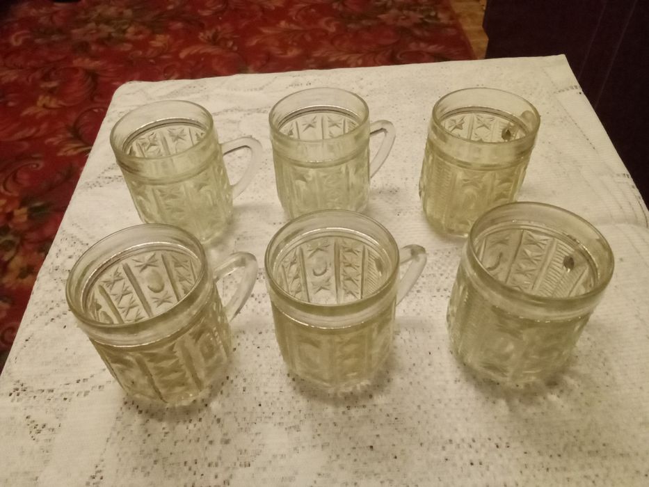 Недорого стаканы.