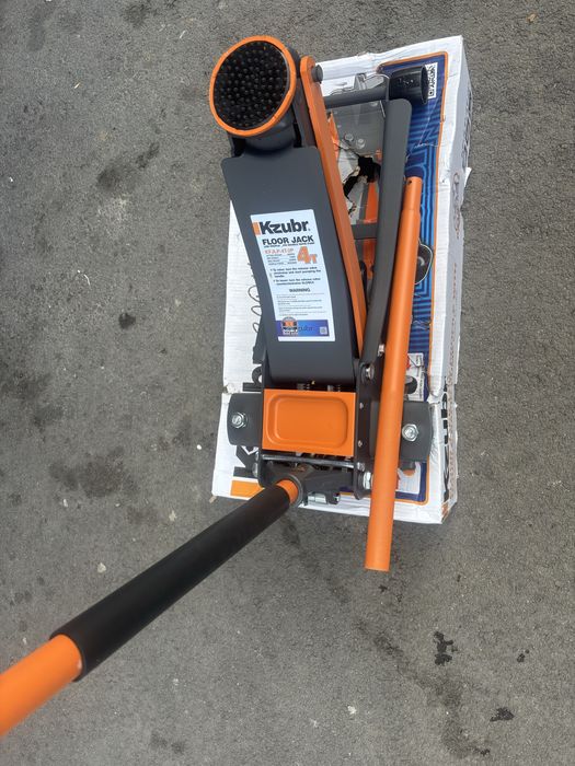 Cric auto 4T tip crocodil .