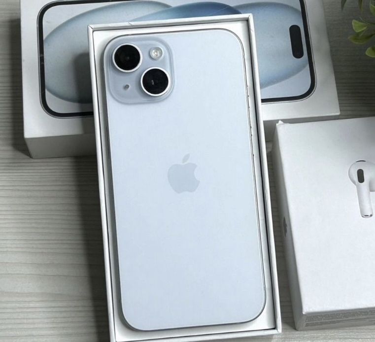 iPhone 15 128Gb с гарантией