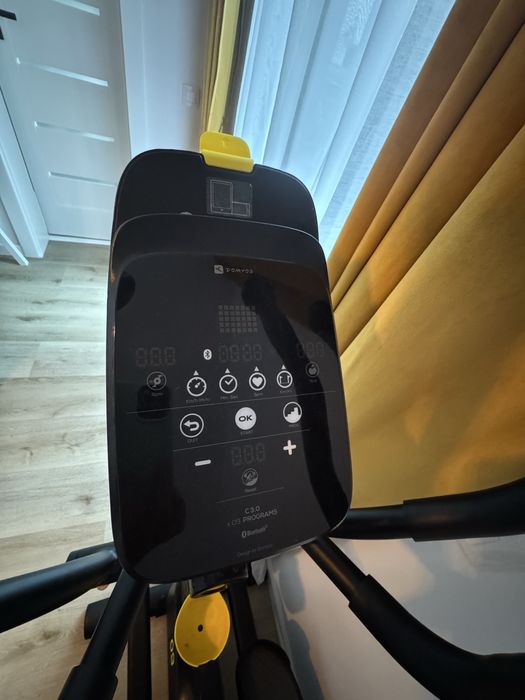 Vand bicicleta eliptica Domyos 520