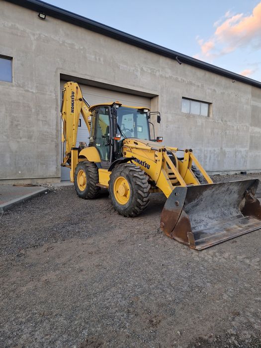 Buldoexcavator  Komatsu