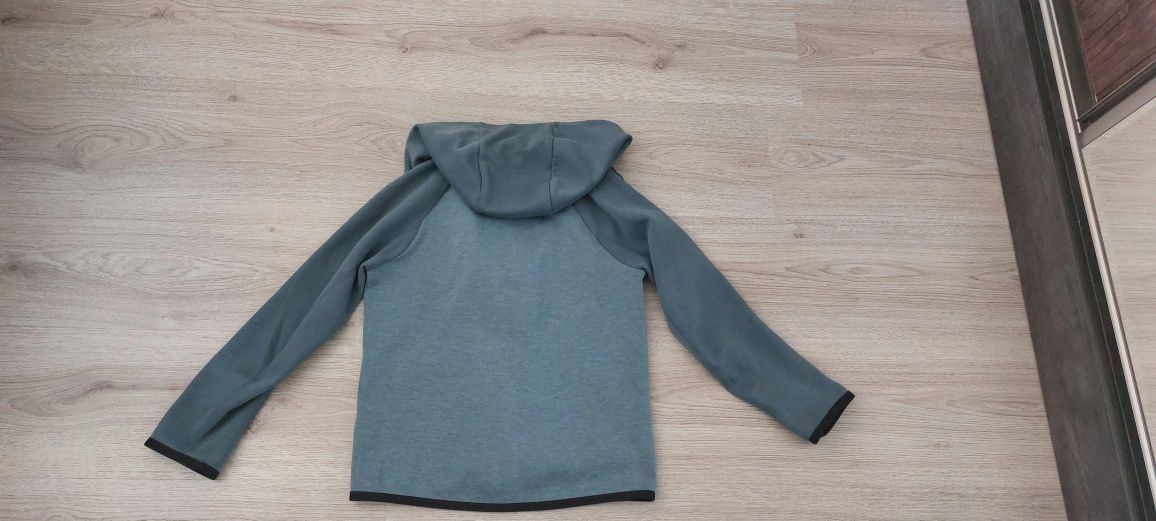 Детско горнището Nike tech