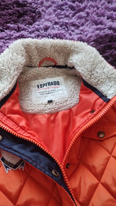 Geacă damă superbă.