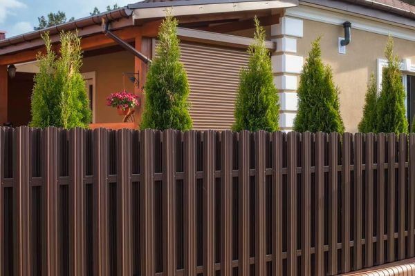 Vand garduri si porti