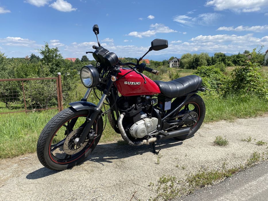 Suzuki GR650 Cafe Racer / Scrambler