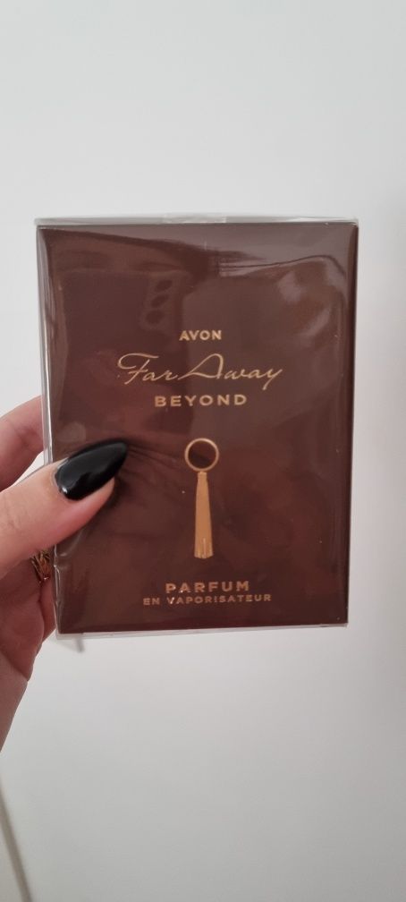 Parfum Far away Beyond Avon