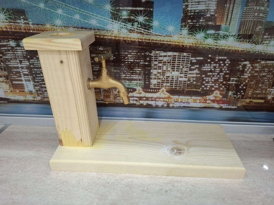 Диспенсър за алкохол