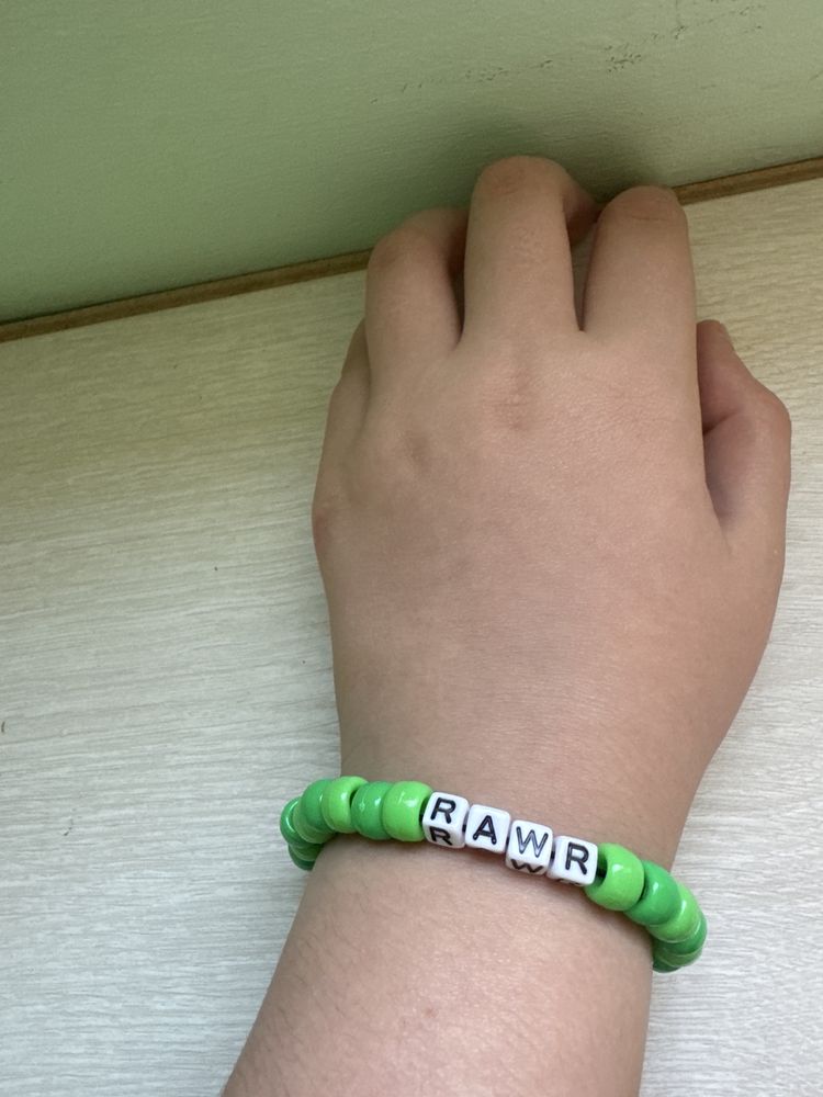 Bratara kandi facuta handmade verde