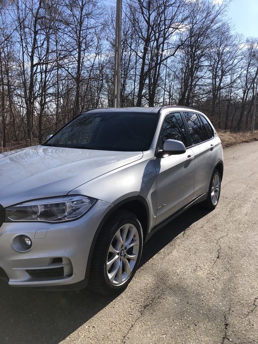 VAND/SCHIMB/BMW X5 # xDrive#Piele#315 CP#Clima 4 zone#145000 km