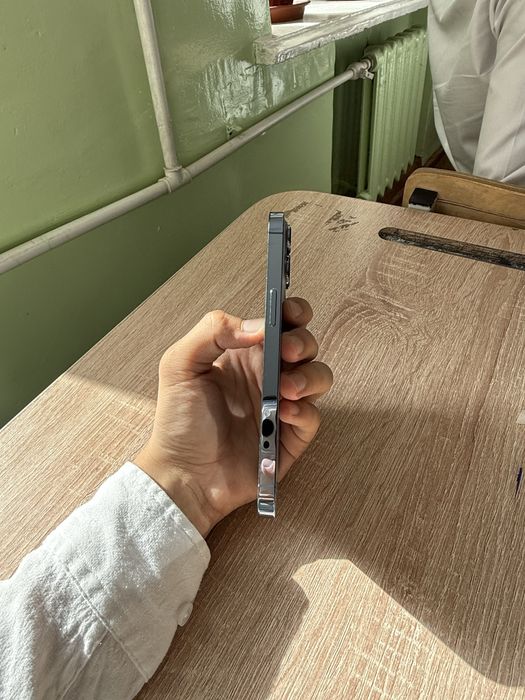 Iphone 13 pro ideal.