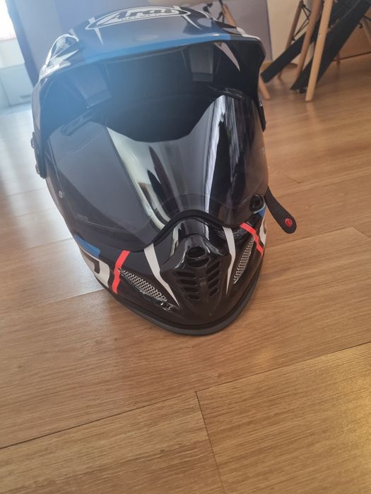 Vand Casca Arai Tour X4